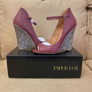 BNIB Paper Fox Flannery Burgundy Red Glitter Ankle Strap Wedge Sz 9
